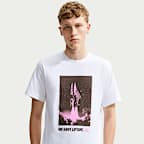 Nike Sportswear T-Shirt. Nike.com